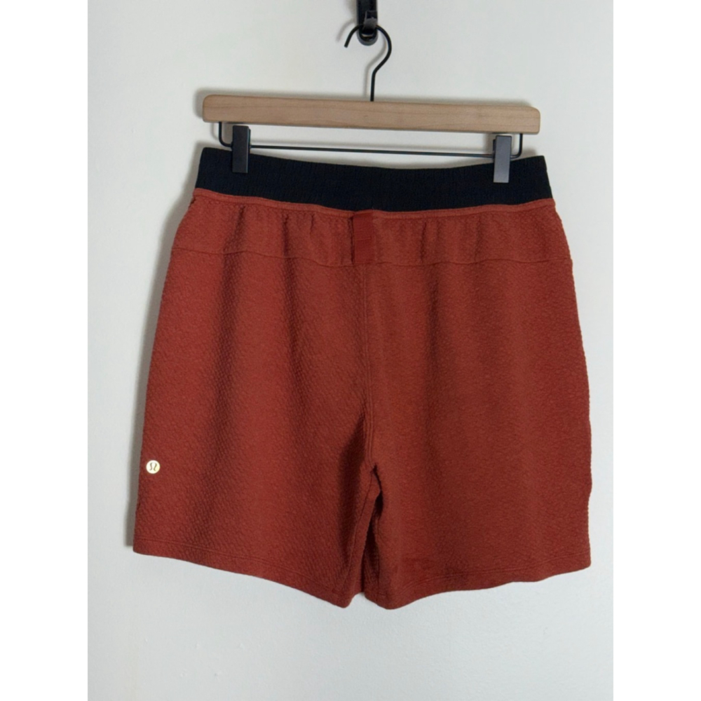 Men’s Lululemon Athletic Shorts size Medium Rust Red Unlined 7 in Inseam - Picture 5 of 7